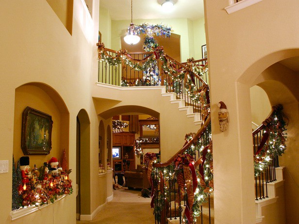 How To Paint Your Indianapolis Home For The Holidays