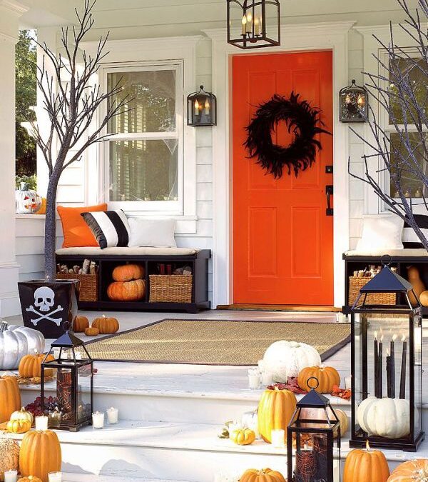 Decorating your Front Entry for Halloween