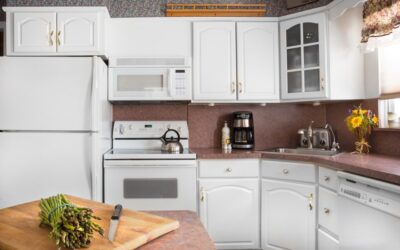 How Should I Prepare My Cabinets to Be Painted?